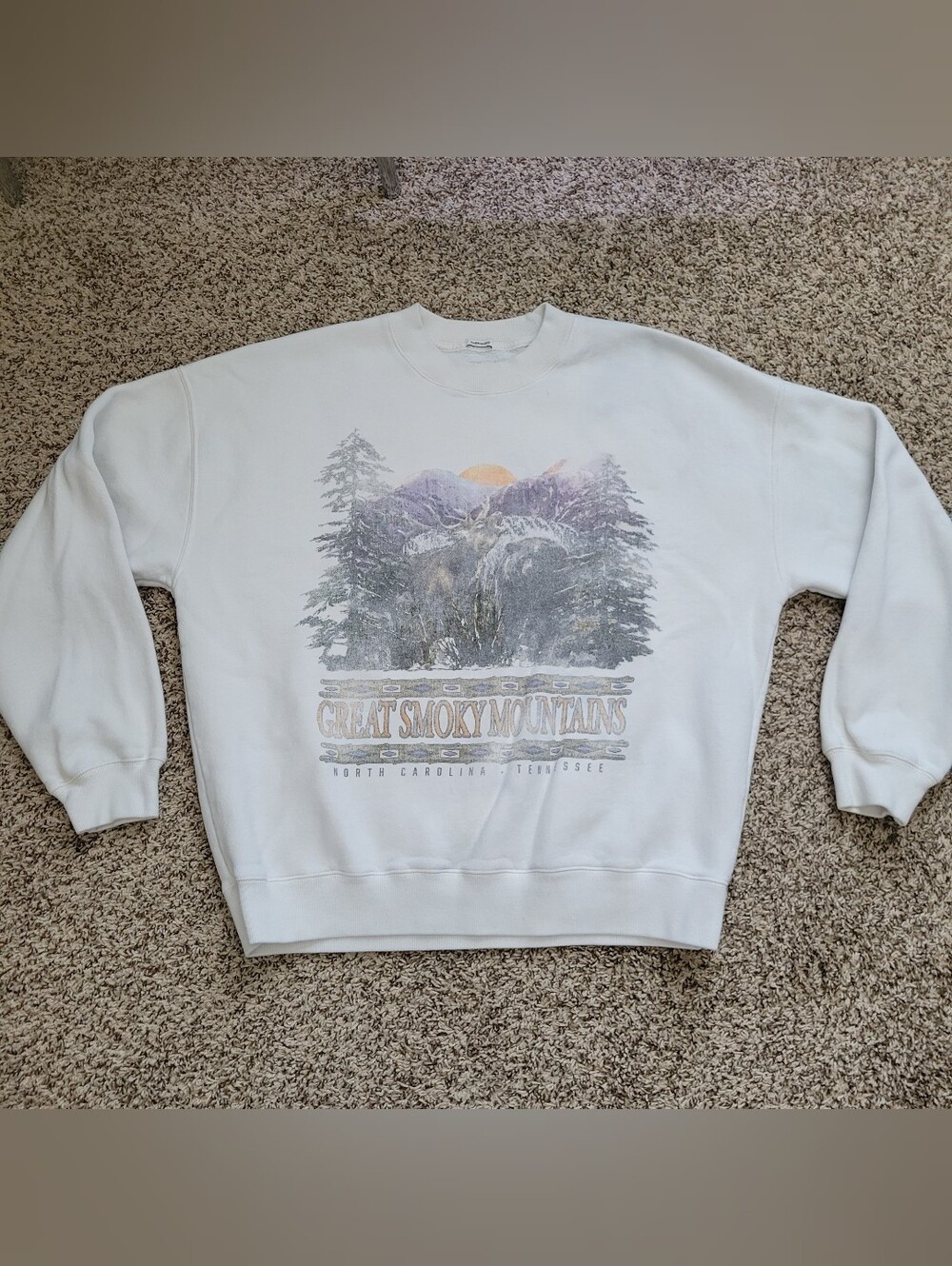 Abercrombie & Fitch Sweatshirt Gray Smoky Mountains White Ivory Bear Medium